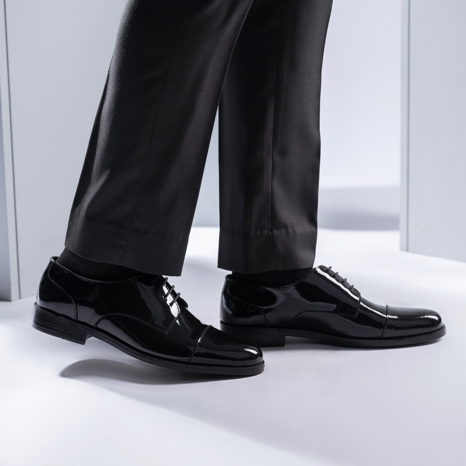 Attorney Derby Black Patent Leather Shoes 8