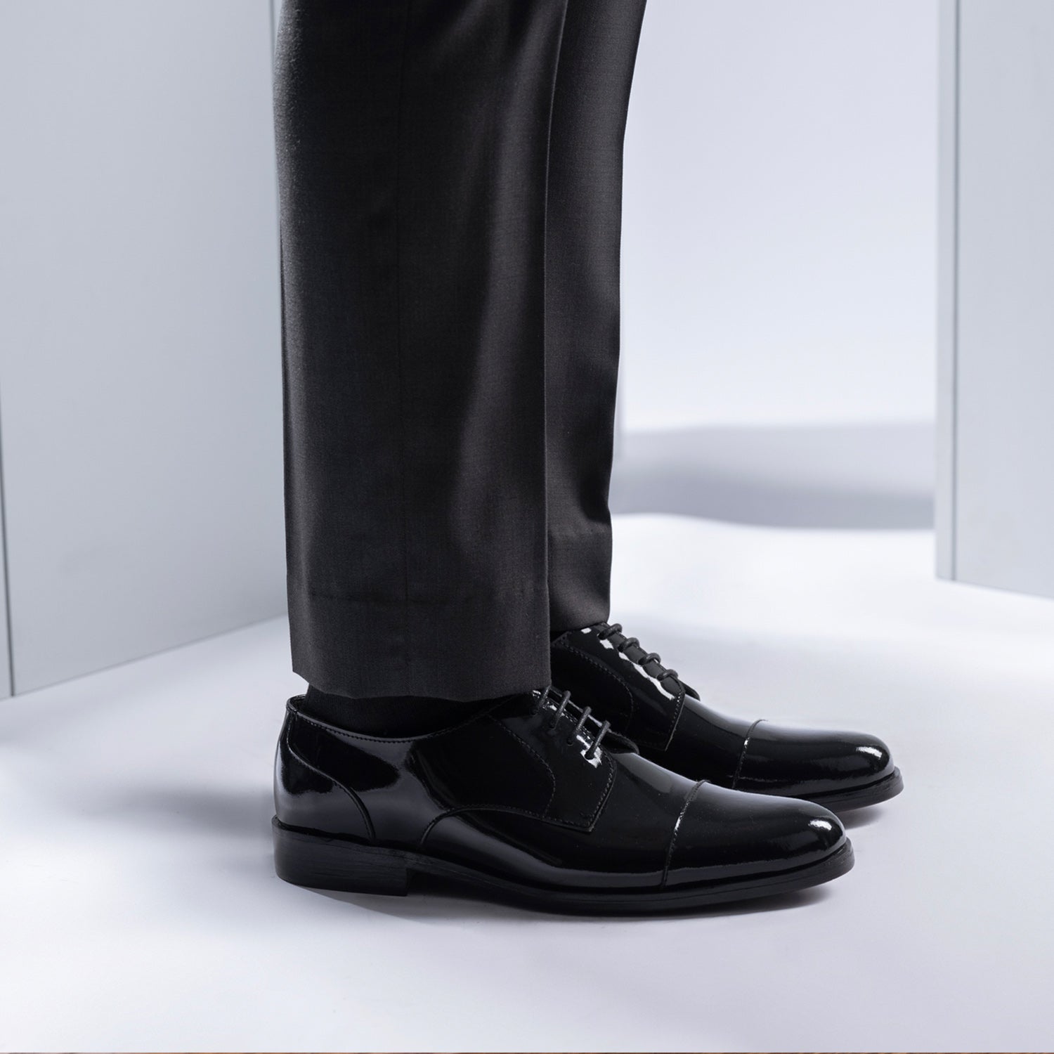 Attorney Derby Black Patent Leather Shoes 7